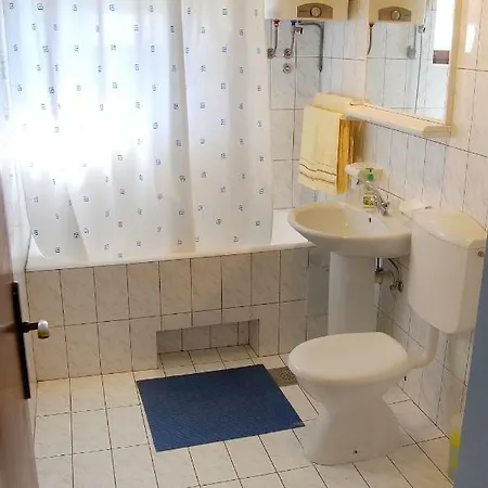 Apartment Toya *